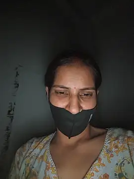 Snapshot of Neha-ji chatting on 06-14-26, 04:20 Neha-ji online show from 06-14-26, 04:20