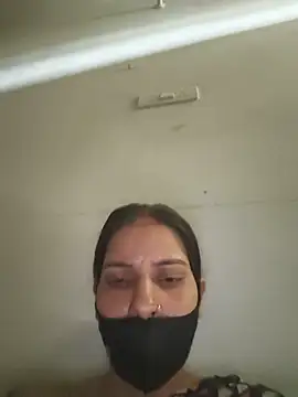 Snapshot of Neha-ji chatting on 06-21-26, 03:20 Neha-ji online show from 06-21-26, 03:20