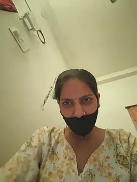 Snapshot of Neha-ji chatting on 06-22-26, 03:25 Neha-ji online show from 06-22-26, 03:25