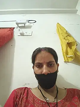 Snapshot of Neha-ji chatting on 07-06-26, 05:26 Neha-ji online show from 07-06-26, 05:26
