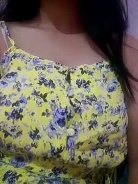 Snapshot of Hala-hoot chatting on 05-31-26, 10:22 Hala-hoot online show from 05-31-26, 10:22