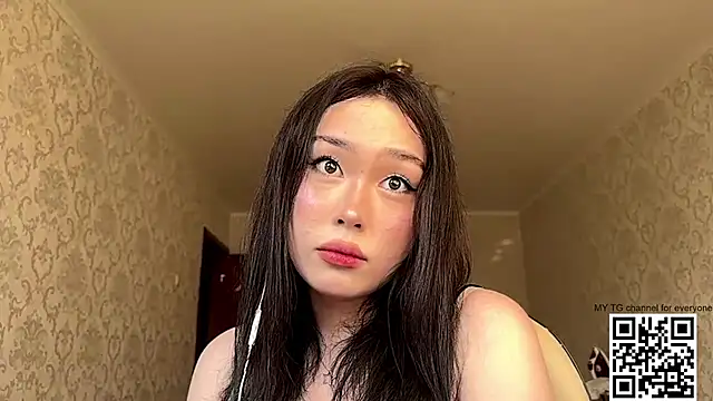 LilowNax online show from 06-19-26, 02:10