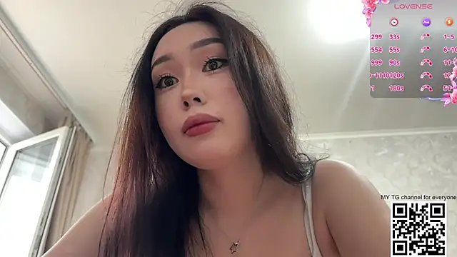 LilowNax online show from 06-29-26, 02:06