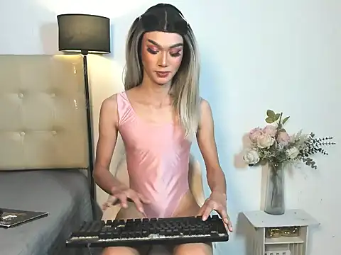 YourladyBianca  online show from 07-10-26, 11:13