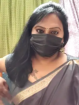 Snapshot of Meera_mia chatting on 07-05-26, 05:14 Meera mia online show from 07-05-26, 05:14