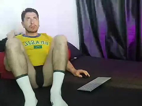 Snapshot of TorresLe chatting on 07-07-26, 02:58 TorresLe online show from 07-07-26, 02:58