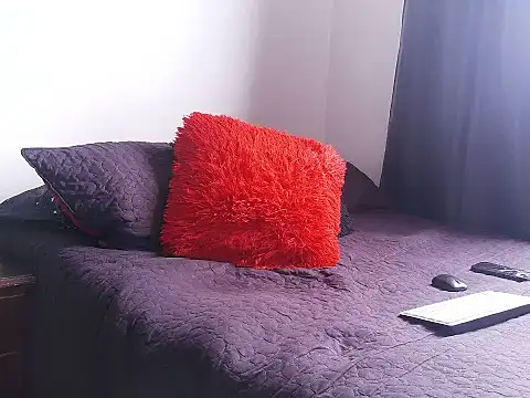 Snapshot of TorresLe chatting on 07-07-26, 05:50 TorresLe online show from 07-07-26, 05:50