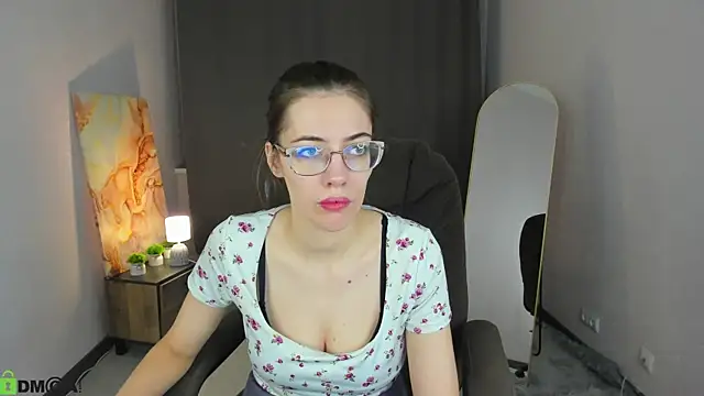 Snapshot of eva_sicret chatting on 07-11-26, 04:15 eva sicret online show from 07-11-26, 04:15