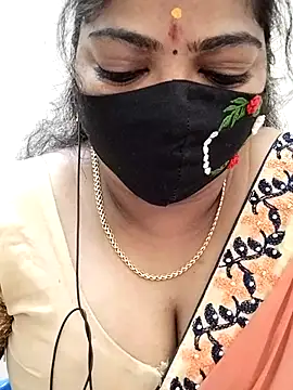 Snapshot of Sindhu-31 chatting on 07-09-26, 05:00 Sindhu-31 online show from 07-09-26, 05:00
