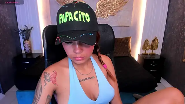 Snapshot of Candy_Lyn_ chatting on 07-16-26, 03:34 Candy Lyn online show from 07-16-26, 03:34