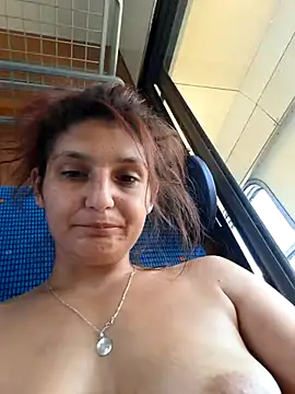 Snapshot of resstess chatting on 07-20-26, 01:35 resstess online show from 07-20-26, 01:35