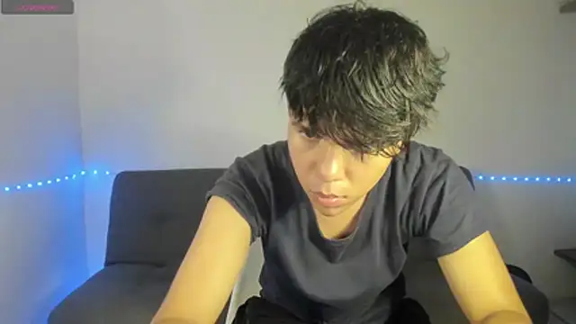 Snapshot of cuitealex chatting on 05-29-26, 05:38 cuitealex online show from 05-29-26, 05:38