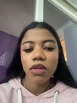 Snapshot of Ariana_roxe_ chatting on 06-20-26, 03:09 Ariana roxe online show from 06-20-26, 03:09
