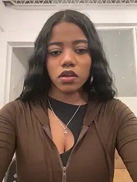 Snapshot of Ariana_roxe_ chatting on 07-18-26, 04:38 Ariana roxe online show from 07-18-26, 04:38