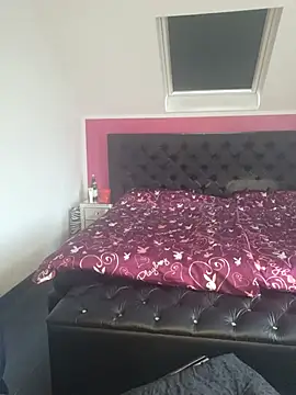 GymMoniMilf online show from 06-21-26, 09:23