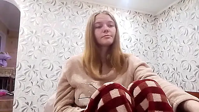 Snapshot of TeresaWerblow chatting on 05-31-26, 10:22 TeresaWerblow online show from 05-31-26, 10:22
