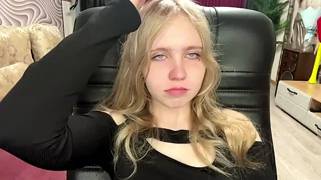 AnnyRocky online show from 07-14-26, 07:02