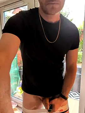Straight GuyUK online show from 06-20-26, 08:06