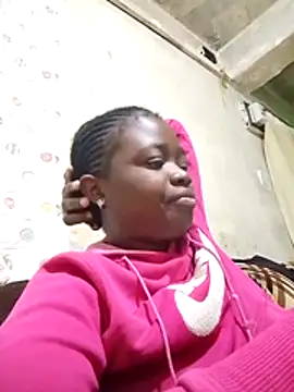 Snapshot of Carinasweets chatting on 06-30-26, 02:56 Carinasweets online show from 06-30-26, 02:56
