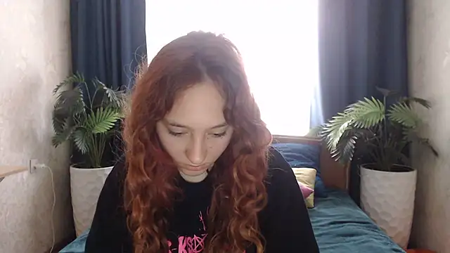 ModelGyrl online show from 07-02-26, 02:11