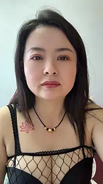 Snapshot of Xiaoyemao- chatting on 05-27-26, 05:37 Xiaoyemao- online show from 05-27-26, 05:37