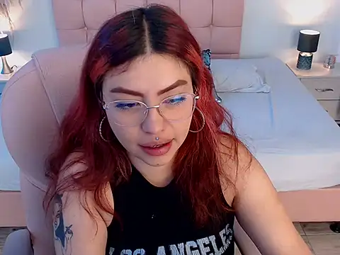 LilMoon  online show from 06-23-26, 01:20