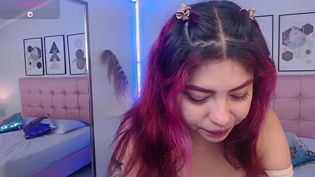 LilMoon  online show from 07-11-26, 12:08