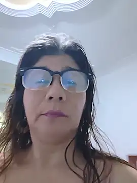 Snapshot of fire_mommy chatting on 06-19-26, 10:24 fire mommy online show from 06-19-26, 10:24