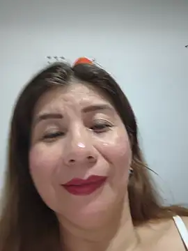 Snapshot of fire_mommy chatting on 07-05-26, 09:55 fire mommy online show from 07-05-26, 09:55
