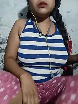 Snapshot of DESI-DOLLL chatting on 06-14-26, 07:27 DESI-DOLLL online show from 06-14-26, 07:27