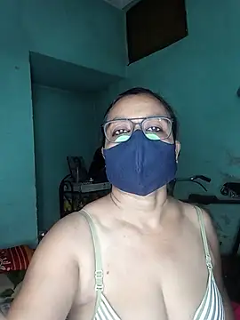 MoonLusty online show from 06-25-26, 04:56