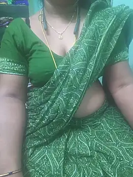 Snapshot of Tamil-kaviya98 chatting on 06-30-26, 09:05 Tamil-kaviya98 online show from 06-30-26, 09:05