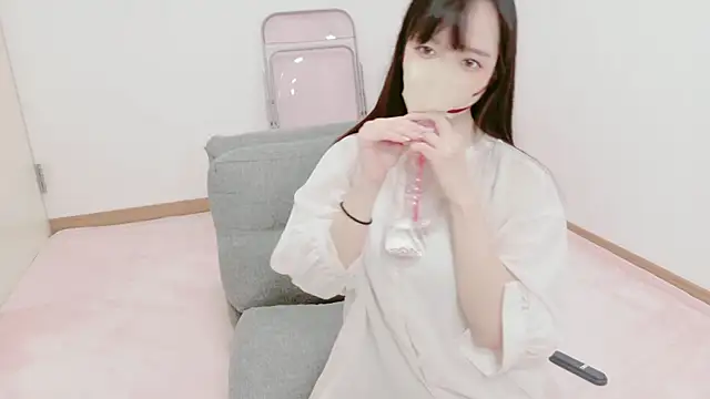 Snapshot of Hikari__o00 chatting on 06-10-26, 12:44 Hikari o00 online show from 06-10-26, 12:44