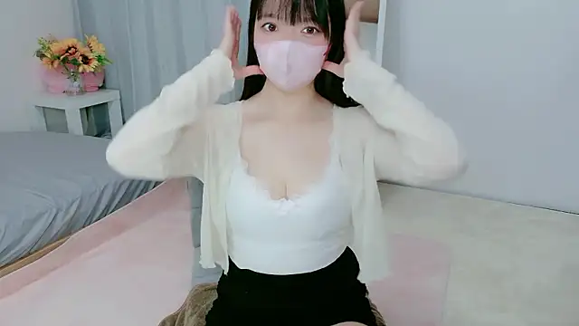 Snapshot of Hikari__o00 chatting on 06-22-26, 11:13 Hikari o00 online show from 06-22-26, 11:13