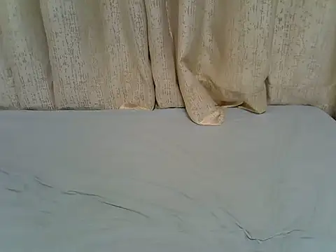 Snapshot of Beryldee chatting on 06-28-26, 12:44 Beryldee online show from 06-28-26, 12:44
