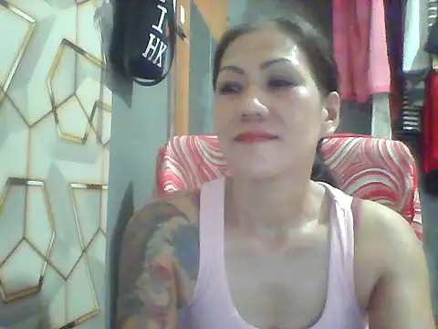 Snapshot of pinayheartaker chatting on 06-13-26, 05:16 pinayheartaker online show from 06-13-26, 05:16