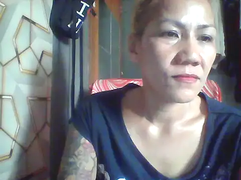 Snapshot of pinayheartaker chatting on 07-12-26, 04:03 pinayheartaker online show from 07-12-26, 04:03