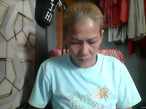 Snapshot of pinayheartaker chatting on 07-14-26, 01:19 pinayheartaker online show from 07-14-26, 01:19