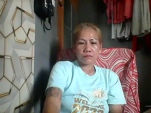 Snapshot of pinayheartaker chatting on 07-14-26, 02:05 pinayheartaker online show from 07-14-26, 02:05