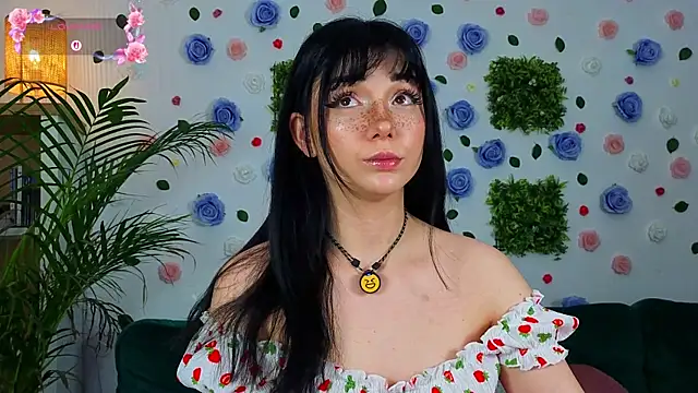 Snapshot of justmeavery chatting on 06-05-26, 12:50 justmeavery online show from 06-05-26, 12:50