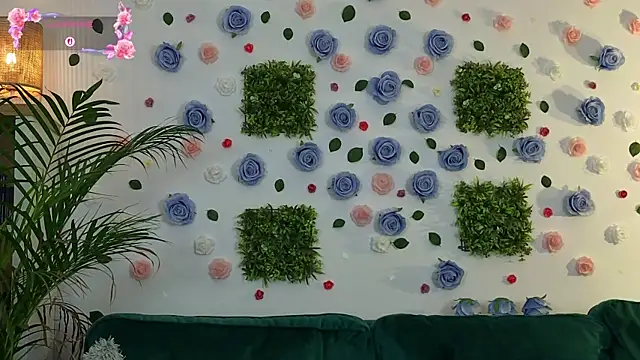 Snapshot of justmeavery chatting on 06-18-26, 01:28 justmeavery online show from 06-18-26, 01:28