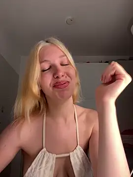 MilaaXOO online show from 06-26-26, 07:51