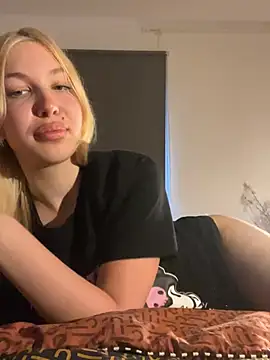 MilaaXOO online show from 07-06-26, 06:21