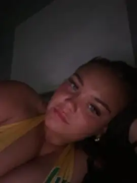 Snapshot of MaddisonWhitex chatting on 07-19-26, 08:23 MaddisonWhitex online show from 07-19-26, 08:23