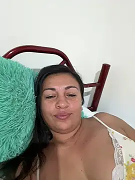 Snapshot of kloee_kann chatting on 06-14-26, 01:57 kloee kann online show from 06-14-26, 01:57