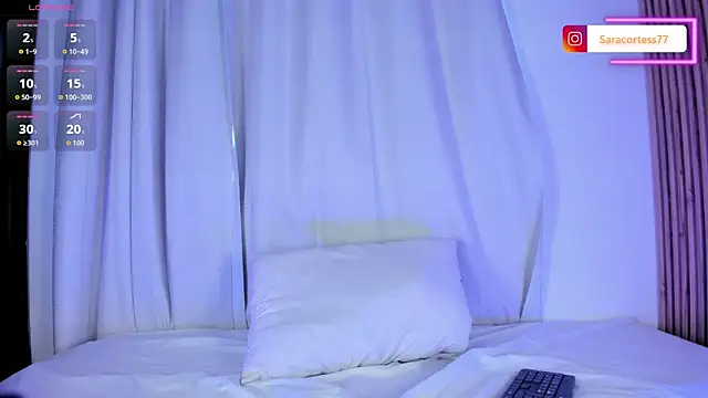 Snapshot of Saracortess chatting on 07-15-26, 10:04 Saracortess online show from 07-15-26, 10:04