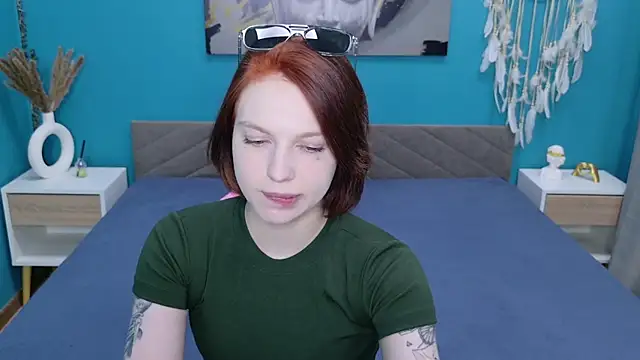Snapshot of Nora_Finch chatting on 06-15-26, 10:17 Nora Finch online show from 06-15-26, 10:17