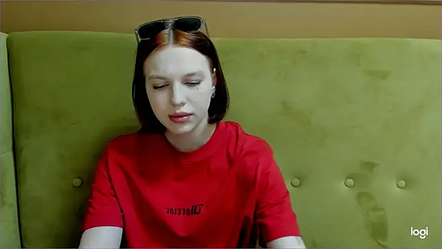 Snapshot of Nora_Finch chatting on 07-10-26, 03:14 Nora Finch online show from 07-10-26, 03:14