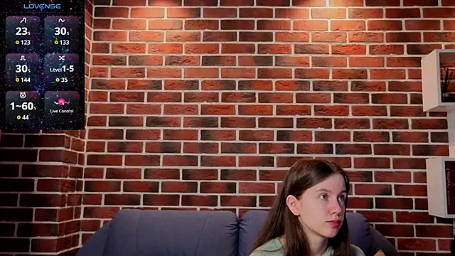 Snapshot of MyrtaMcclaney chatting on 06-21-26, 07:05 MyrtaMcclaney online show from 06-21-26, 07:05