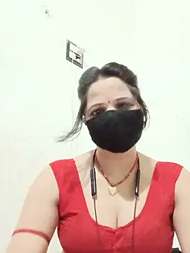 Snapshot of Karishma_bhabi3 chatting on 06-18-26, 04:44 Karishma bhabi3 online show from 06-18-26, 04:44